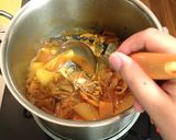 ご飯にピッタリ＜サンマとキムチの煮物＞作り方6写真