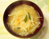 ひき肉とカット野菜で具だくさんみそ汁作り方8写真