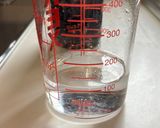 かんたん酢と麺つゆの素だけで作る！手羽元の煮物作り方2写真