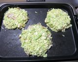 こどもも喜ぶミッキー豚玉お好み焼き作り方3写真