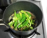 ご飯がすすむ！ナスとピーマンの肉味噌炒め作り方4写真