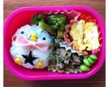 キャラ弁に(*^^*)リボン付ペンギン作り方4写真