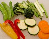 サーモンと彩り野菜のクリームソース煮込み作り方1写真