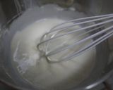豆苗としめじベーコンの目玉ガレット作り方1写真