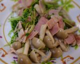 豆苗としめじベーコンの目玉ガレット作り方5写真