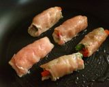 簡単ﾍﾙｼｰ☆鳥むね肉のウマ肉巻き節約作り方8写真