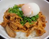 うま辛豚丼～温玉のせ～作り方4写真