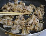 塩麹de豚ニラスタミナ炒め!作り方11写真