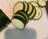 ズッキーニとトマト炒め作り方1写真
