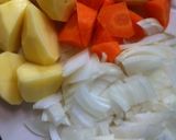 簡単ノンオイル＊優しい味の豚ひき肉じゃが作り方1写真
