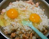 簡単！銀鮭チャーハン　和バター風味作り方5写真
