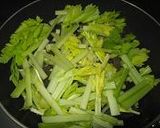 セロリとコンニャク炒め作り方1写真