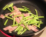 レモンでさっぱり旨♪きのことベーコン炒め作り方2写真