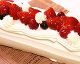いちごたっぷりロールケーキ作り方14写真