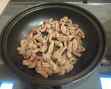 筍と豚肉のオイスター炒め。作り方2写真