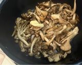 秋の味覚！きのこたっぷりバタポン炒め作り方3写真