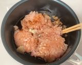 10分で簡単‼️基本の鶏そぼろ作り方1写真