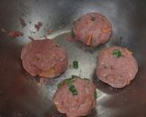 新玉ねぎのあいびき肉詰め煮作り方5写真