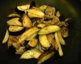 かなるンちの塩麹豚肉となすの味噌炒め作り方1写真