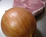 豚挽き肉とホタテの玉ねぎ詰め作り方1写真