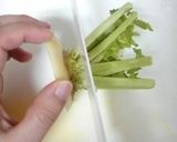大根の茎炒め♪作り方1写真