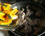 かぼちゃと豚肉のハニー醤油炒め作り方2写真