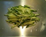 超簡単！鶏むね肉のさっぱりサラダ作り方3写真