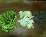ゴーヤの肉味噌炒め作り方1写真