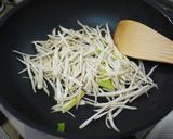筍と牛蒡と豚肉の炒め物（竹筍牛蒡炒肉絲）作り方6写真
