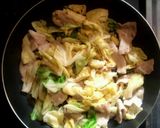 お好み焼き風☆簡単キャベツの卵とじ作り方3写真