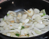 台湾料理～炒鱔魚（タウナギの炒めもの）作り方4写真