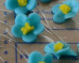 水色の花（マジパン細工）作り方11写真