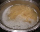 簡単!◆パスタ麺で◆優しい醤油ラーメン作り方4写真