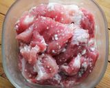 塩麹と生姜で☆豚肉とうずら卵の煮もの作り方1写真