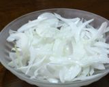 新たまねぎとシーチキンのポン酢かけサラダ作り方1写真
