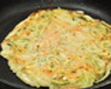 韓国料理ーズッキーニのチヂミ作り方5写真
