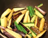 豚肉となす、きゅうりのラー油炒め♪作り方5写真