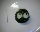 海苔だけで「まっくろくろすけ」おにぎり作り方9写真