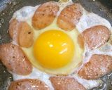 小腹が空いたら魚肉ソーセージで目玉焼き丼作り方4写真