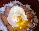 小腹が空いたら魚肉ソーセージで目玉焼き丼作り方7写真