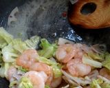 春キャベツと海老と蓮根のパスタ。作り方7写真
