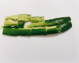 簡単！鶏ムネ肉と香味野菜のわさび和え作り方6写真