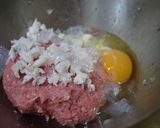 肉汁たっぷり。洋食屋さんのハンバーグ。作り方6写真