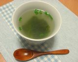 すぐ飲める☆プチプチ海藻麺の即席スープ♪作り方3写真