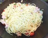 パセリとトマトとヒマワリ種のパスタ作り方5写真