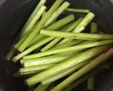 春の味覚★フキと油揚げの煮物作り方1写真