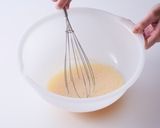 紙型で焼く♪失敗しないシフォンケーキ作り方5写真