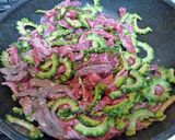 牛肉とゴーヤの塩麹胡麻炒め♪作り方6写真