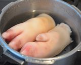 圧力鍋でコラーゲンたっぷり豚足煮込み作り方1写真