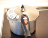 圧力鍋でコラーゲンたっぷり豚足煮込み作り方4写真